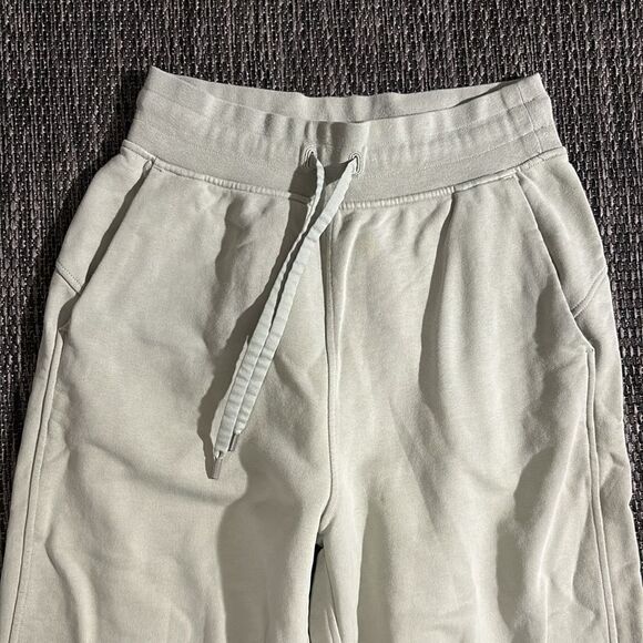 Lululemon Relaxed Fit French Terry Jogger - Picture 3 of 8